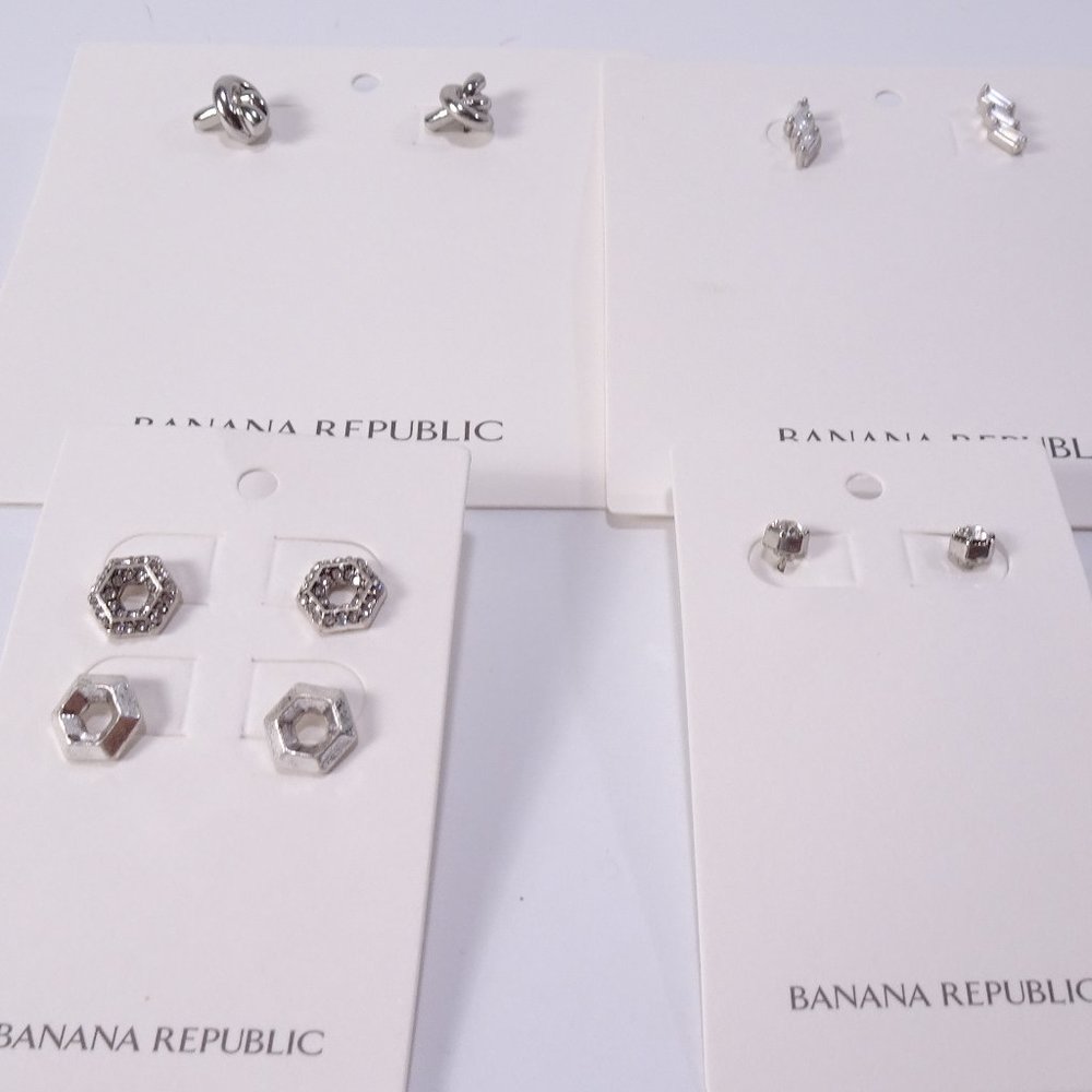Banana Republic Silver Crystal Stud Set of 4 PCS NWT 110 5 in total